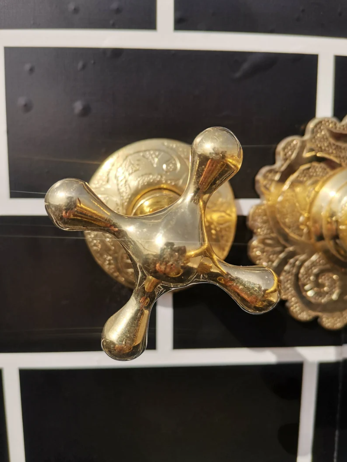 Unlacquered Brass Wall Mounted Faucet , Engraved Antique Brass Sink Faucet with rough in valve