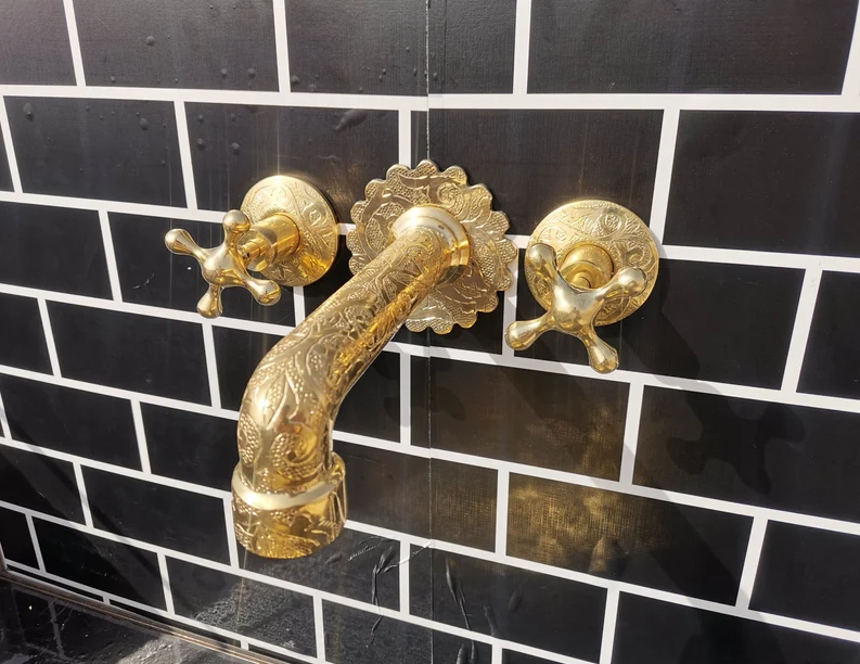 Unlacquered Brass Wall Mounted Faucet , Engraved Antique Brass Sink Faucet with rough in valve