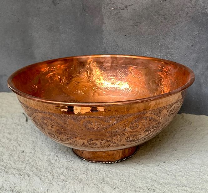 Handcrafted Engraved Copper Vessel Sink , Round Copper Wash Basin Bathroom