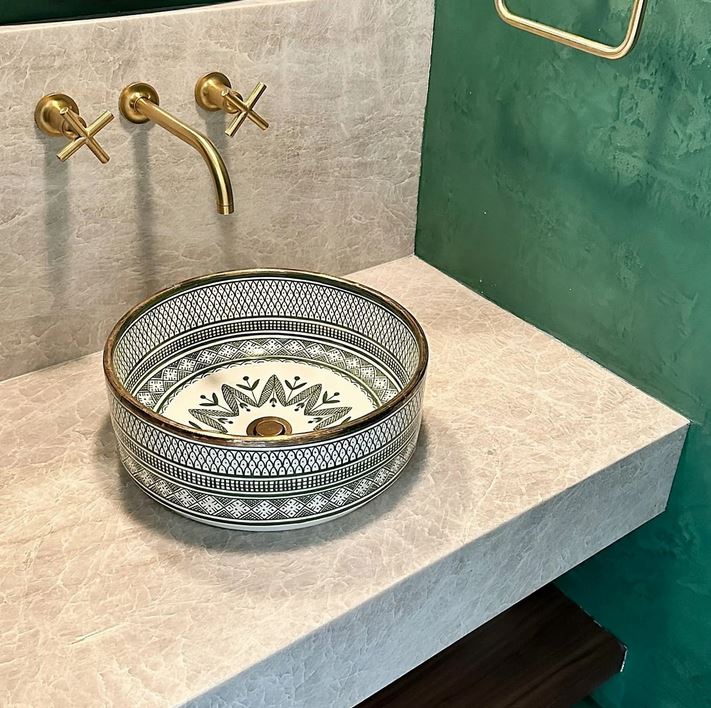 Serene Verde: Custom Green Ceramic Sink with Brass Rim - Eco-Friendly Bathroom Vanity Centerpiece - Stylish Decor Statement Piece